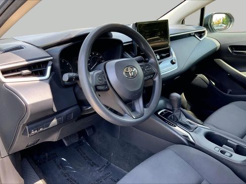 Used 2023 Toyota Corolla LE FWD image 17