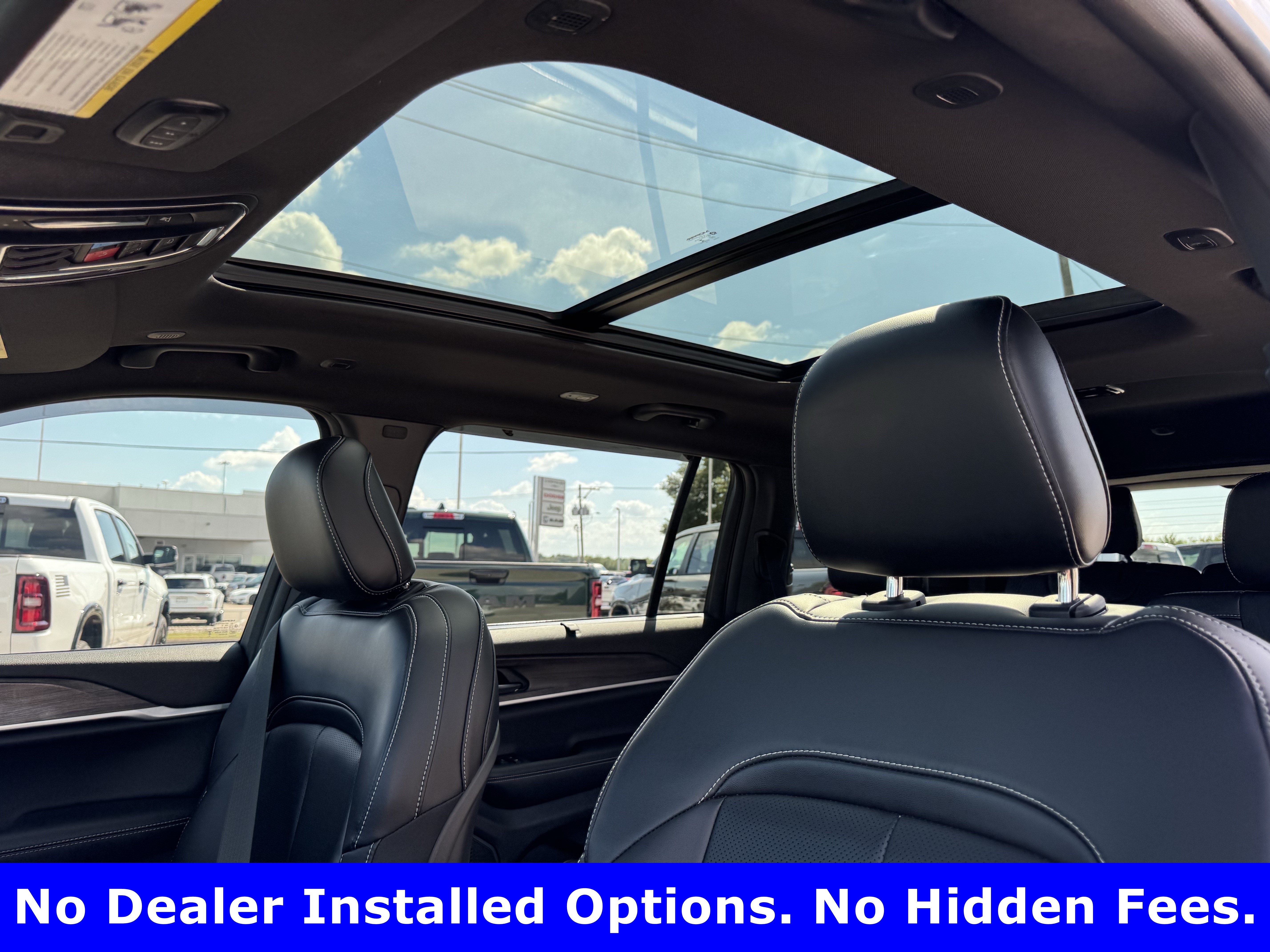 Used 2025 Jeep Grand Cherokee L Limited w/ Luxury Tech Group II AWD/4WD image 24