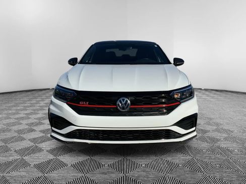 Used 2019 Volkswagen Jetta GLI image 3