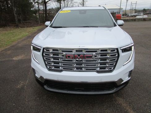 New 2026 GMC Acadia Denali w/ Super Cruise Package image 4