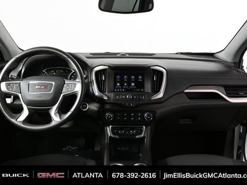 Used 2024 GMC Terrain SLE image 17
