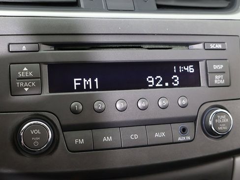 Used 2014 Nissan Sentra S image 34