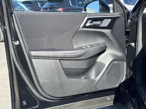 New 2026 Mitsubishi Outlander ES image 19