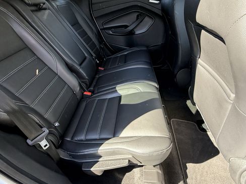 Used 2018 Ford Escape SEL image 15