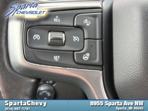 Used 2022 Chevrolet Silverado 1500 LT image 24