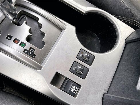 Used 2017 Toyota 4Runner SR5 Premium image 24