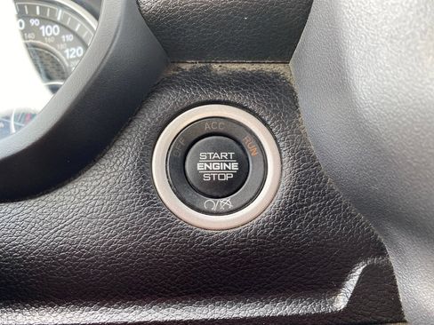 Used 2024 RAM 2500 Big Horn AWD/4WD image 17