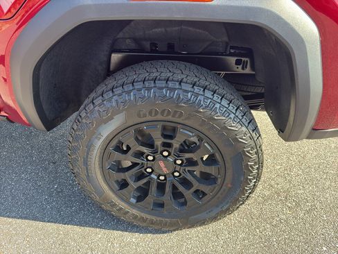 New 2026 GMC Canyon Elevation w/ Convenience Package image 22