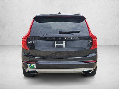 Used 2021 Volvo XC90 T6 Momentum w/ Climate Package image 5