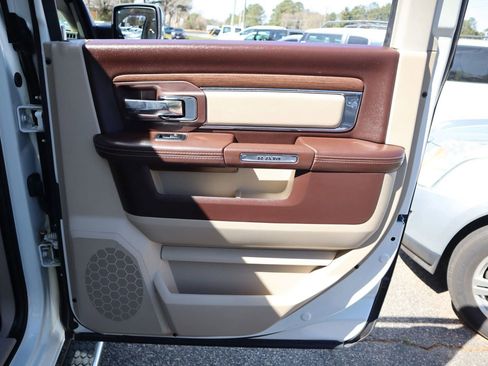 Used 2016 RAM 1500 Laramie w/ Convenience Group image 19