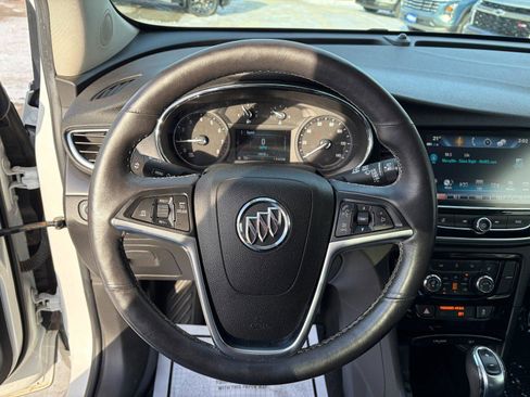 Used 2017 Buick Encore Essence image 10