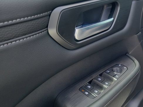 New 2026 Nissan Armada SV AWD/4WD image 14