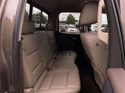 Used 2015 GMC Sierra 2500 SLT w/ Suspension Package, Off-Road AWD/4WD image 25