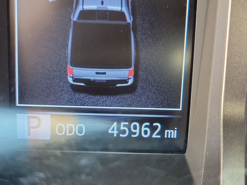 Used 2023 Toyota Tacoma TRD Off-Road image 25