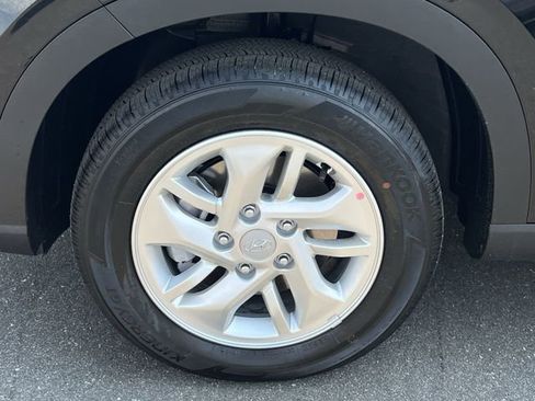New 2026 Hyundai Venue SE FWD image 31