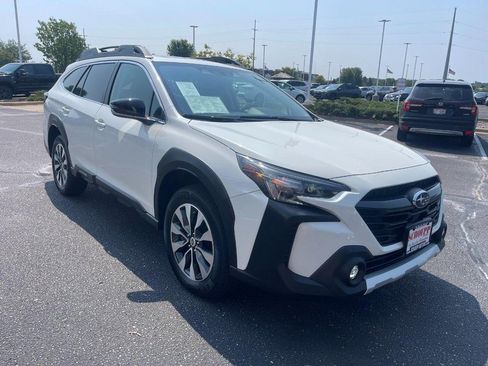 Used 2024 Subaru Outback Limited AWD/4WD image 2