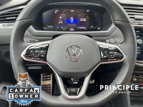 Used 2024 Volkswagen Tiguan SE R-Line image 19