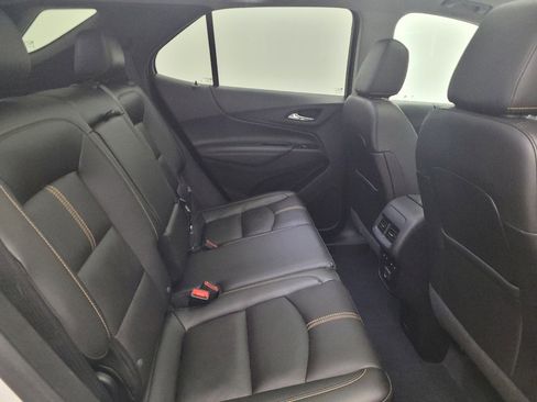 Used 2022 Chevrolet Equinox Premier AWD/4WD image 19