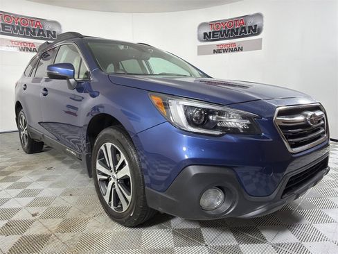 Used 2019 Subaru Outback 3.6R Limited w/ Popular Package #2 image 1