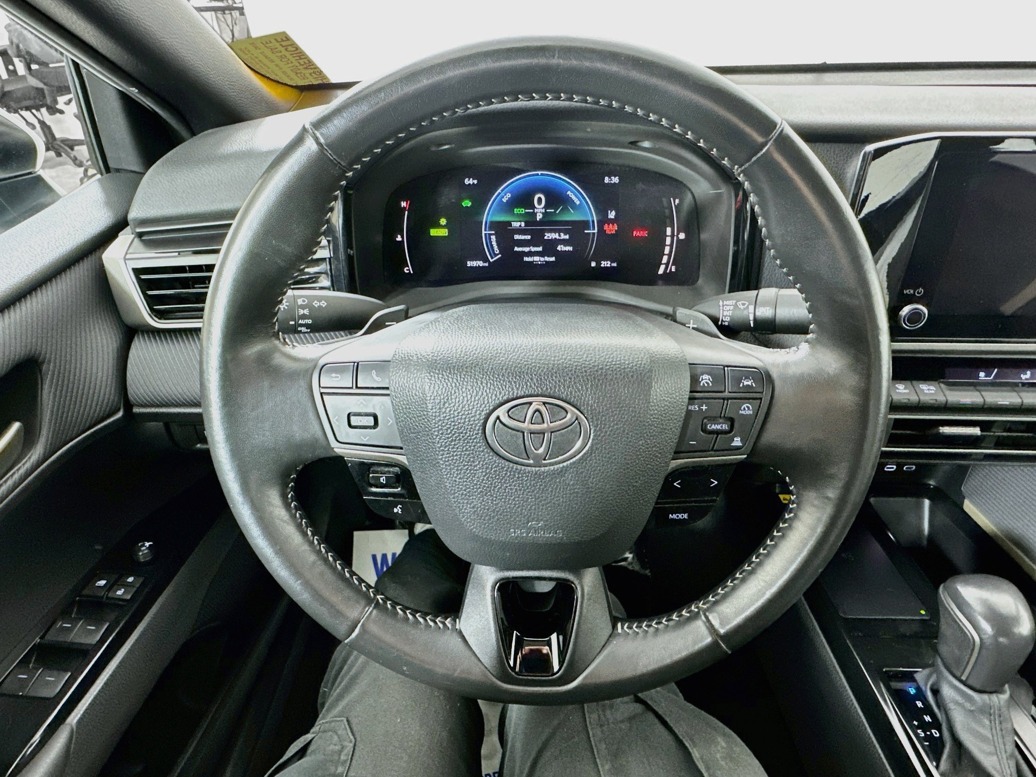 Used 2025 Toyota Camry SE FWD image 11