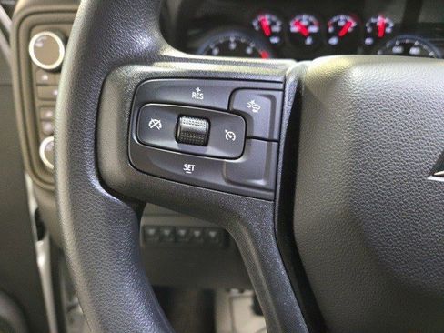 Used 2024 Chevrolet Silverado 2500 Custom w/ Custom Value Package image 15