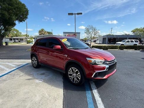Used 2019 Mitsubishi Outlander Sport LE image 2