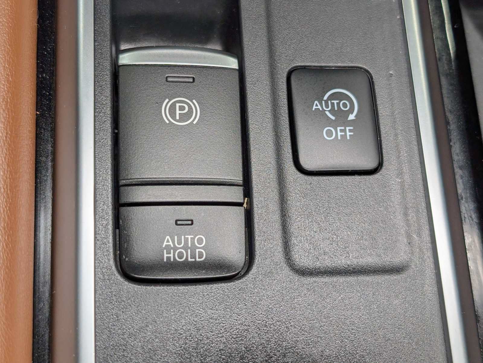 Used 2023 Nissan Pathfinder Platinum AWD/4WD image 29