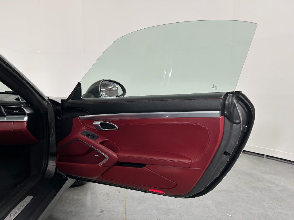 Certified 2019 Porsche 911 Carrera RWD image 23