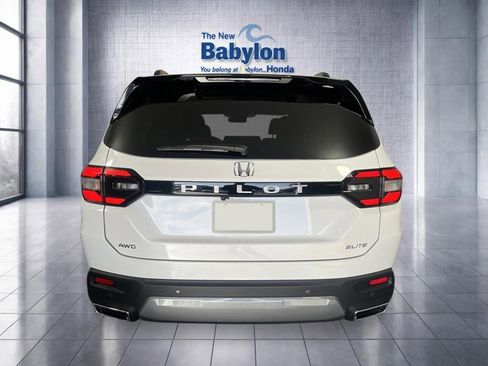 New 2026 Honda Pilot Elite image 4