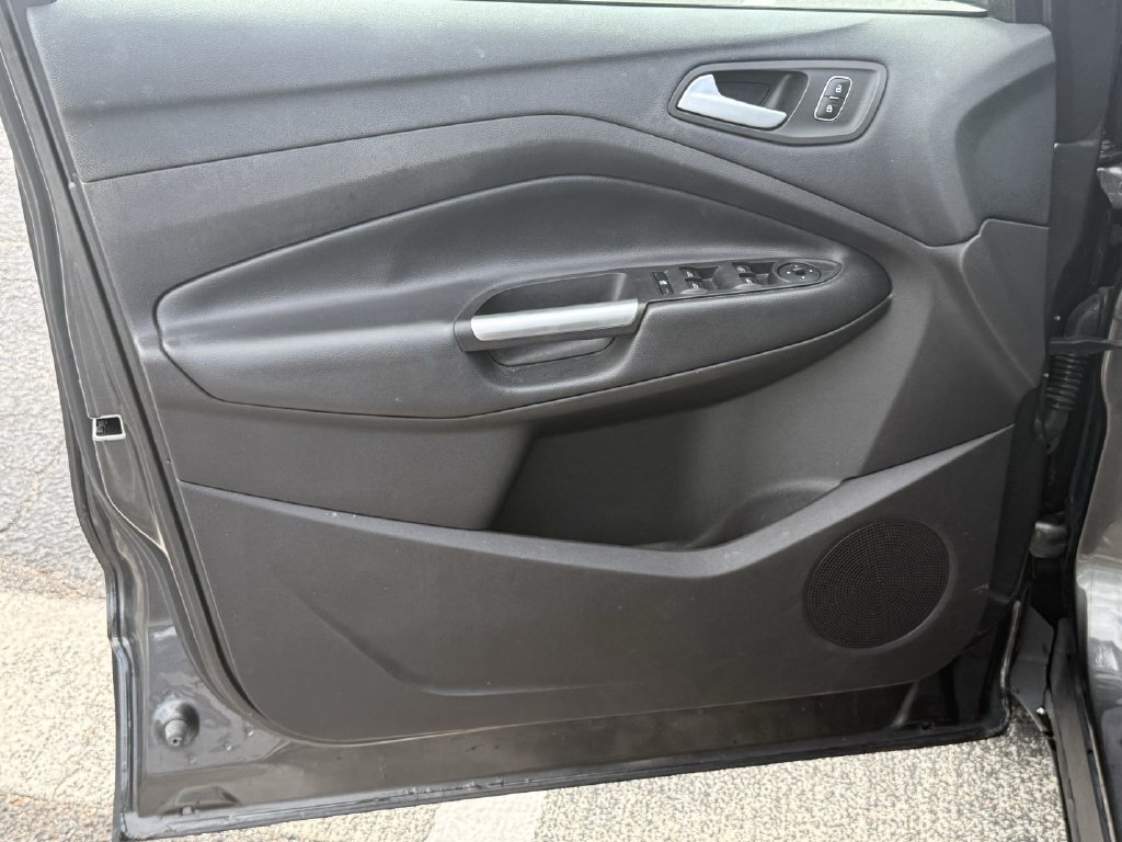 Used 2018 Ford Escape SE AWD/4WD image 7