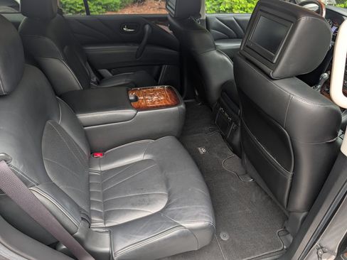 Used 2017 INFINITI QX80 4WD w/ Deluxe Technology Package image 26