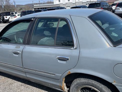 Used 2000 Mercury Grand Marquis GS RWD image 8