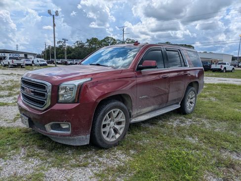 Used 2017 GMC Yukon SLE w/ SLE Value Package RWD image 8