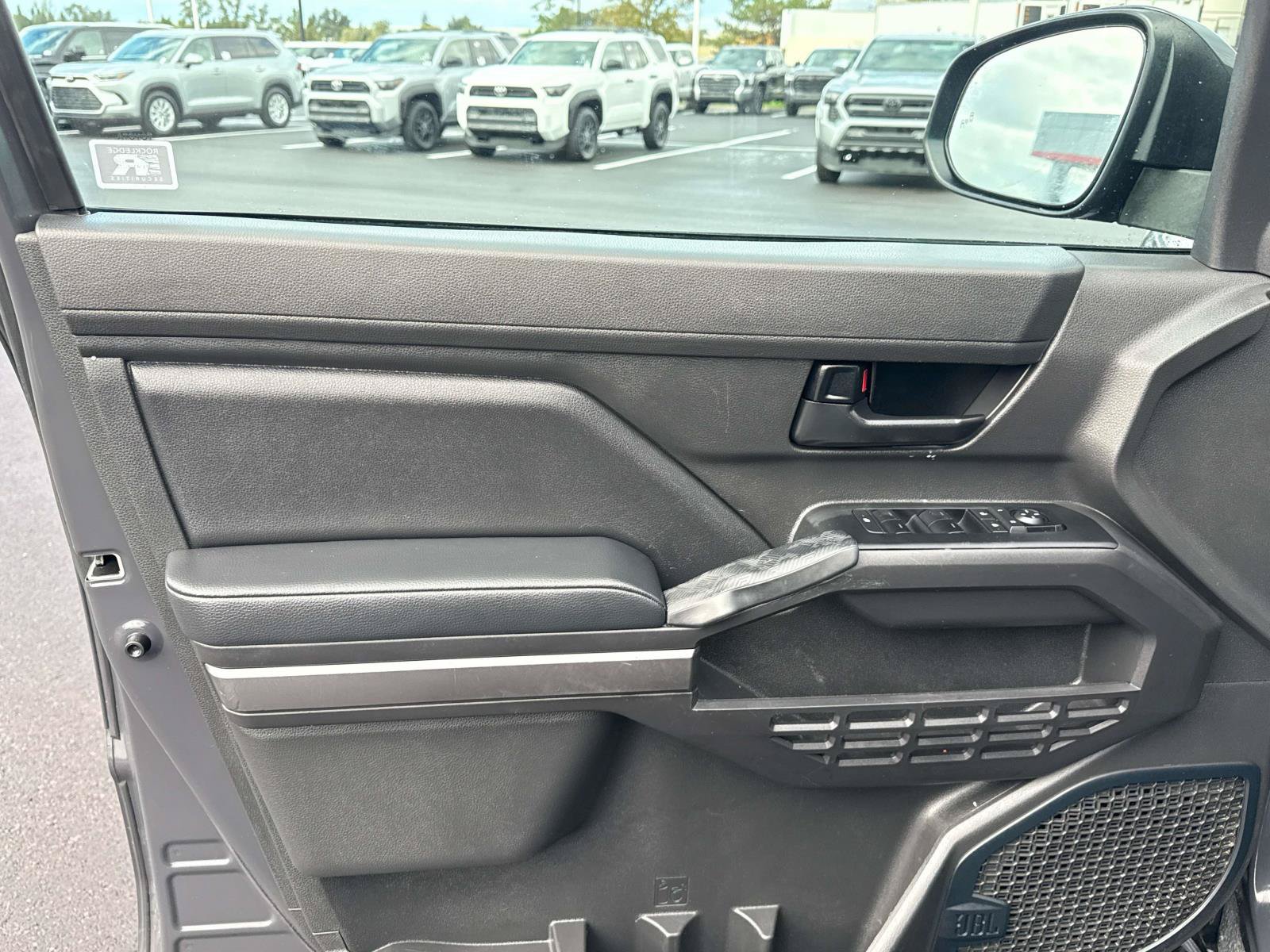 Used 2024 Toyota Tacoma SR5 AWD/4WD image 13