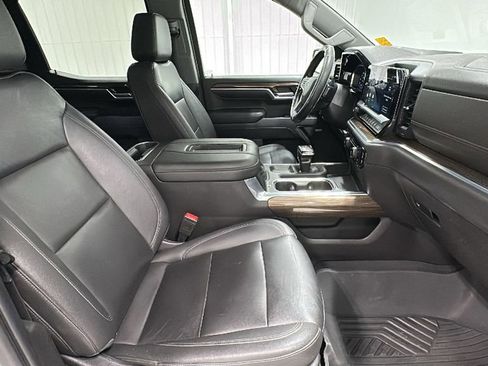 Used 2022 Chevrolet Silverado 1500 LT Trail Boss w/ LT Trail Boss Premium Package image 16