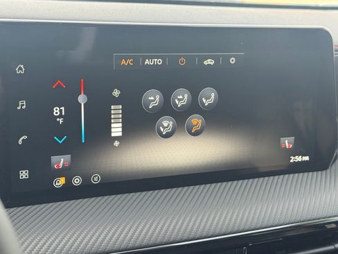 New 2026 Nissan Kicks SR w/ Cold Weather Package image 33