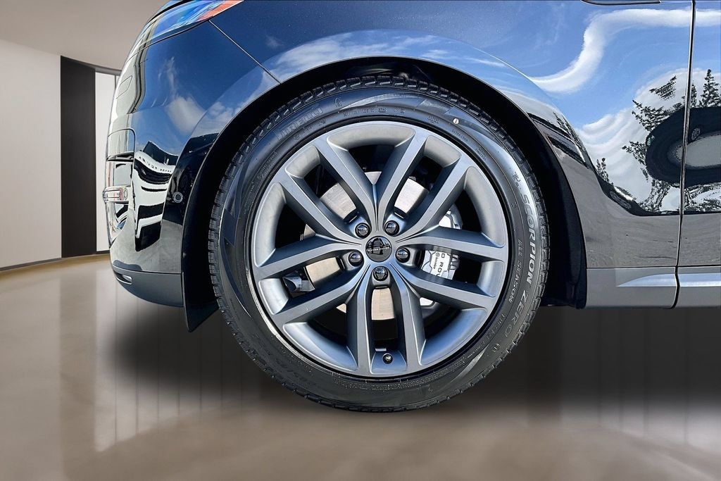 New 2027 Land Rover Range Rover Sport SE AWD/4WD image 13