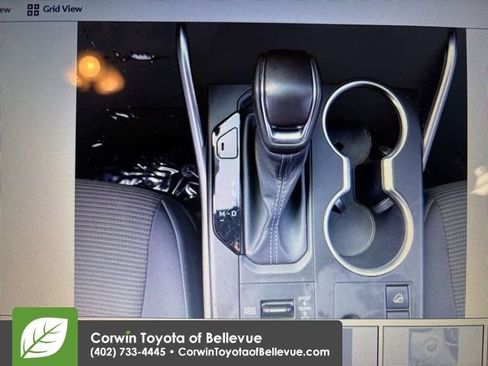 Used 2024 Toyota Highlander LE image 6