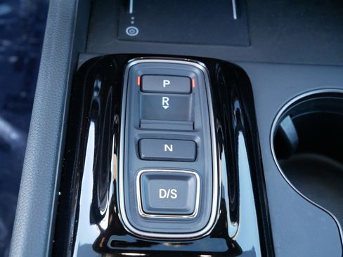 Used 2025 Honda Pilot TrailSport image 24