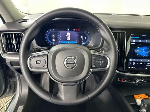 Used 2024 Volvo S60 B5 Core image 14
