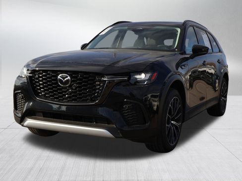 Used 2025 MAZDA CX-70 Plug-In Hybrid w/ Premium Pkg image 3