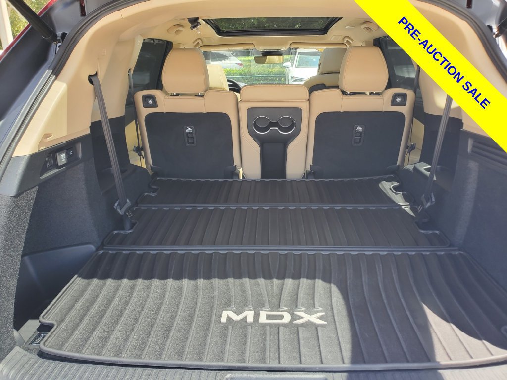 Used 2025 Acura MDX w/ Technology Package FWD image 8