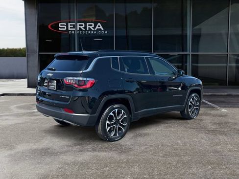 Used 2023 Jeep Compass Limited AWD/4WD image 5