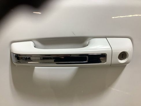 Used 2020 RAM 1500 Big Horn AWD/4WD image 14
