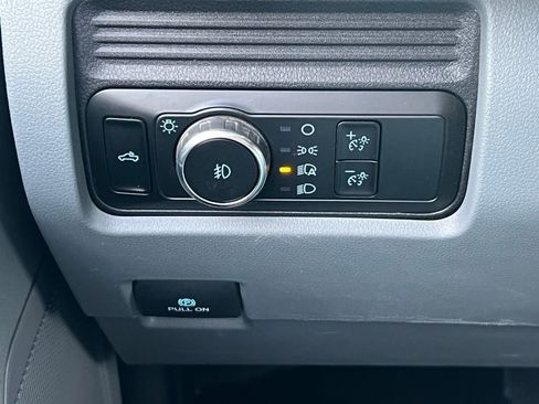 Used 2025 Ford F350 XL w/ XL Chrome Package image 33