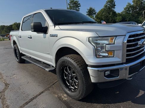 Used 2016 Ford F150 XLT w/ Equipment Group 302A Luxury AWD/4WD image 12