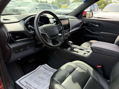 Certified 2023 Chevrolet Traverse RS AWD/4WD image 11