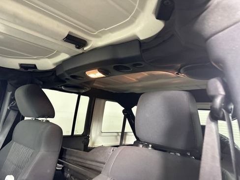 Used 2012 Jeep Wrangler Unlimited Sahara w/ Connectivity Group image 33