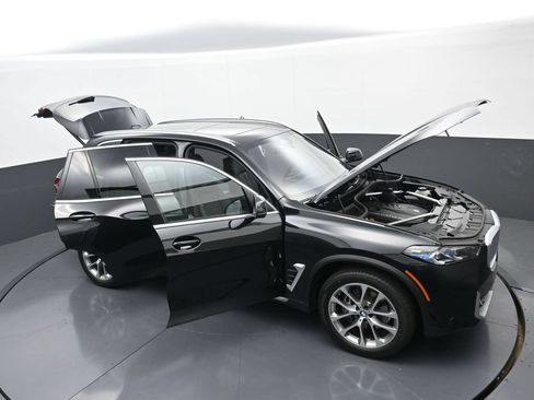 Used 2026 BMW X5 xDrive40i AWD/4WD image 38