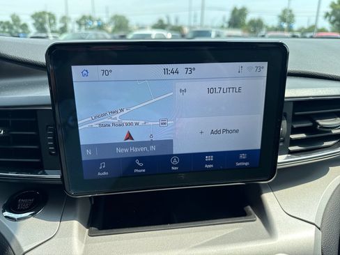 Used 2024 Ford Explorer XLT w/ Equipment Group 202A AWD/4WD image 12